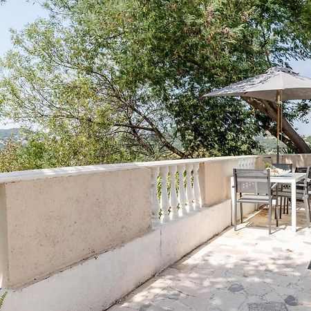 Appartement Le Petit Thao à Fréjus Extérieur photo