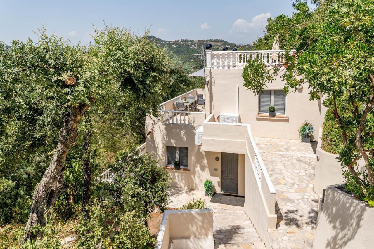 Appartement Le Petit Thao à Fréjus Extérieur photo