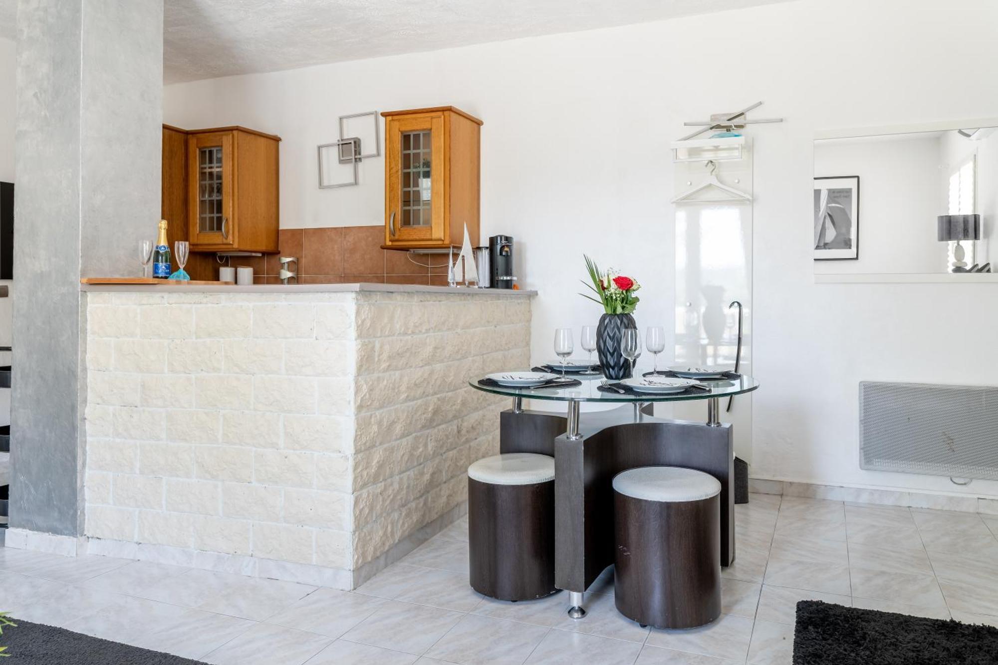Appartement Le Petit Thao à Fréjus Extérieur photo